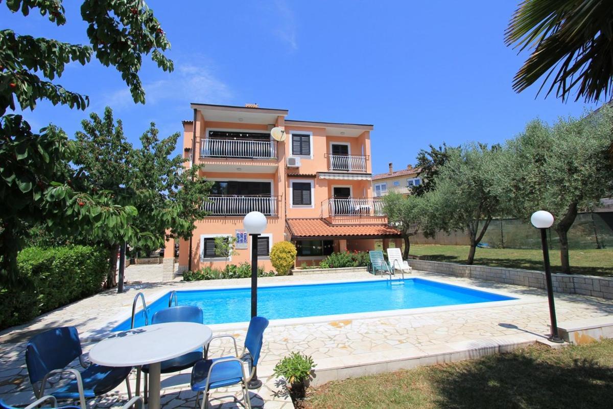 Apartments Susy Pula Dış mekan fotoğraf