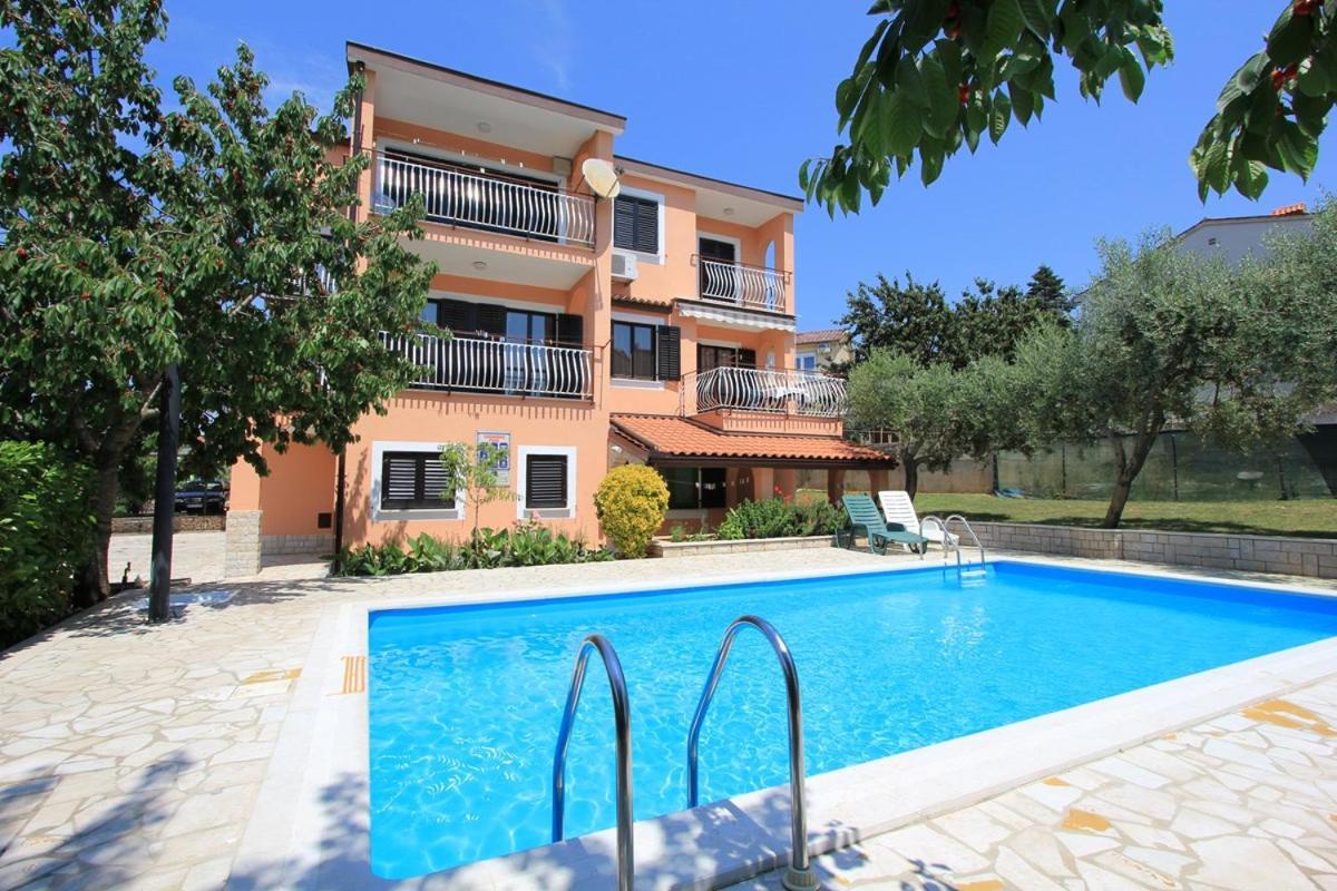Apartments Susy Pula Dış mekan fotoğraf